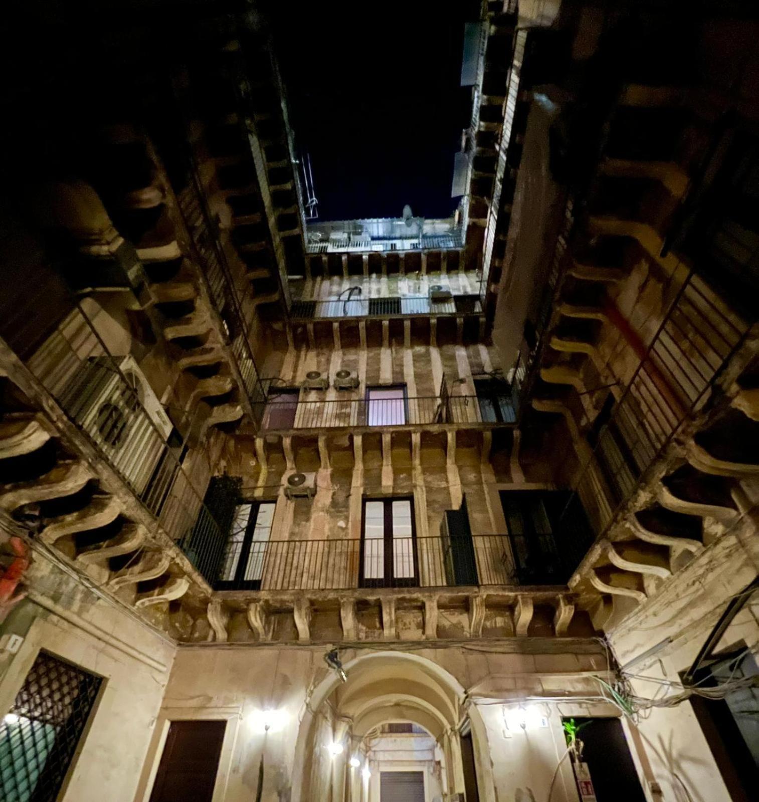 Duomo Leonardo31 Dimora Di Charme Διαμέρισμα Κατάνια Εξωτερικό φωτογραφία